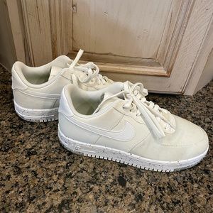Womens Nike Air Force crater
